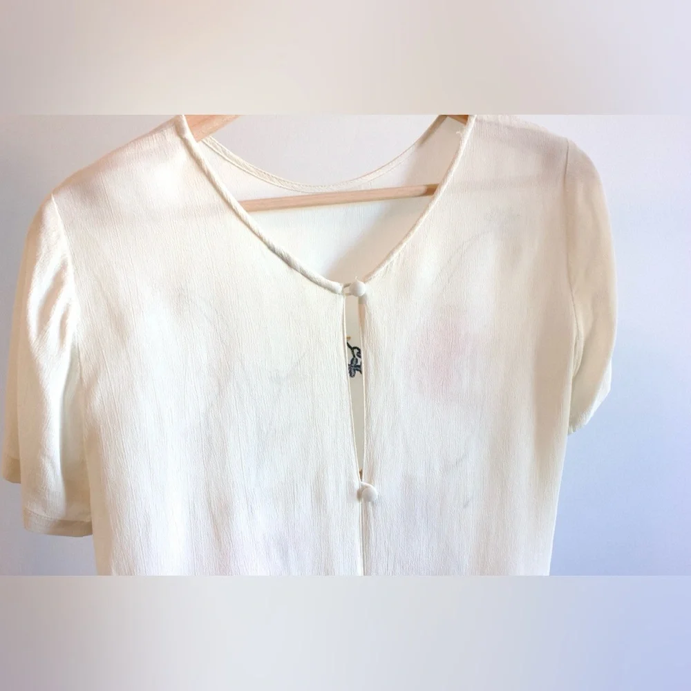 Unknown brand | Sheer embroidered short sleeve top - Picture 3 of 3